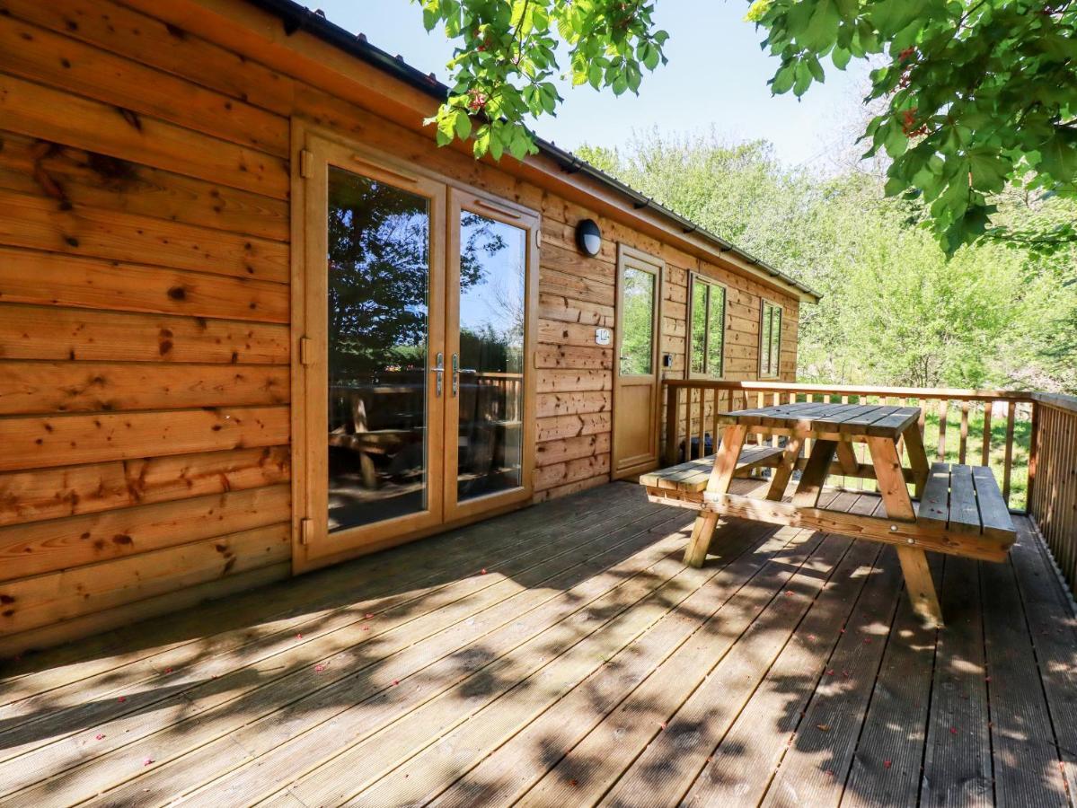Lodge Two Truro Exterior foto